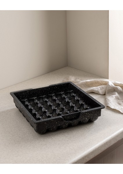 Leoville Kek Kalıbı - Siyah