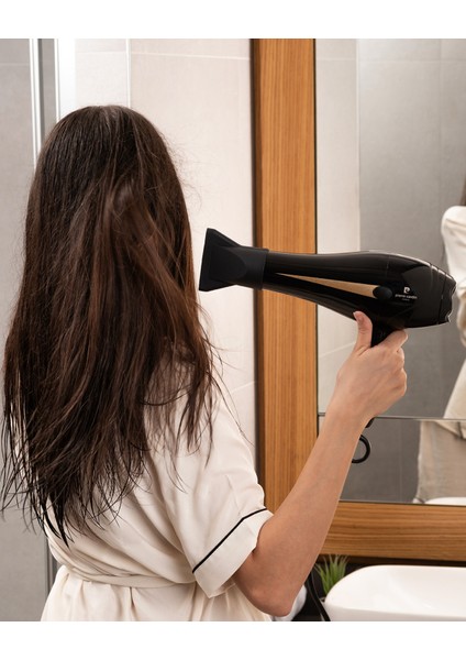 Hızlı ve Güçlü Saç Kurutma Makinesi, Şık Siyah Renk, Profesyonel Kullanım Için Ideal modelleri
