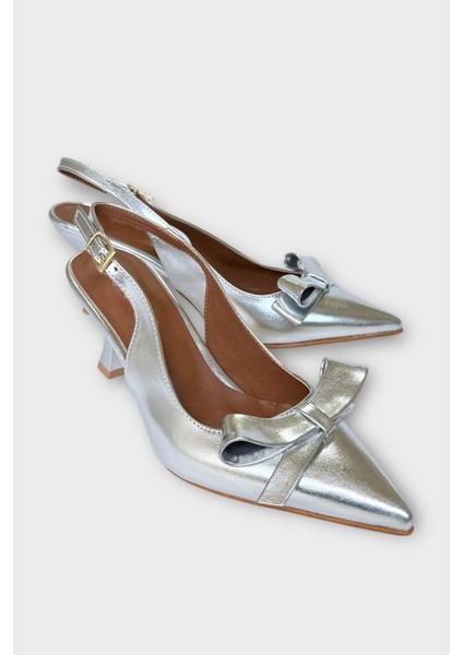Kadın Fiyonk Tokalı Sivri Burun Arkası Açık 8 cm Topuklu Ayakkabı Gümüş modelleri