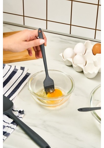 6 Parça Silikon Servis Seti Antrasit, Dayanıklı ve Şık Mutfak Gereciği modelleri