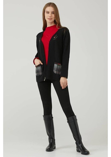Kadın Çiçek Nakışlı Cepli Fermuarlı Triko Ceket - Siyah