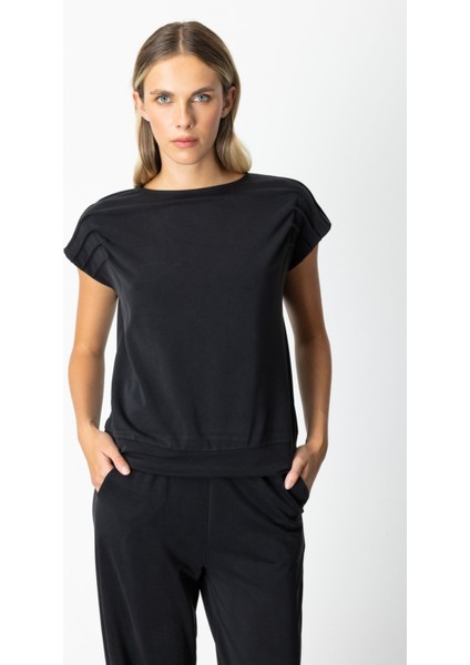 Kadın Sıfır Yaka Kolları Dikişli Bluz 66355 Siyah