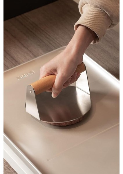 304 Paslanmaz Çelik Burger Presi | Ahşap Saplı Smasher | Profesyonel Izgara Aksesuarı | 16 cm