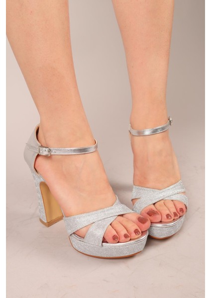 Sitka Simli Çapraz Bant Platform Topuklu Ayakkabı Gümüş modelleri