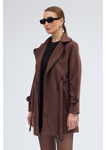 Kaşe Kadın Şık Yaka Kaban ve Kemer fiyatları