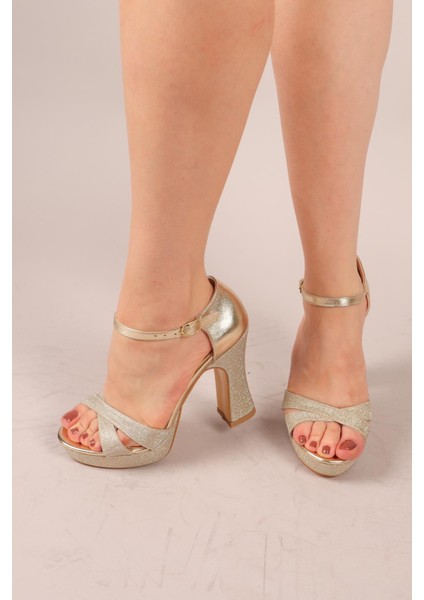 Sitka Simli Çapraz Bant Platform Topuklu Ayakkabı Gold modelleri