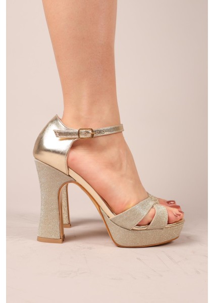 Sitka Simli Çapraz Bant Platform Topuklu Ayakkabı Gold fırsatları