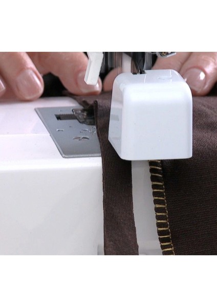 Beyaz Overlok ve Kenar Kesme Ayağı, Ev ve Dikiş Için Uygun Aksesuar