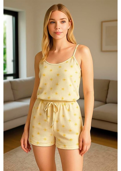 Sarı Üstüne Desenli Askılı Şortlu Pijama Takımı