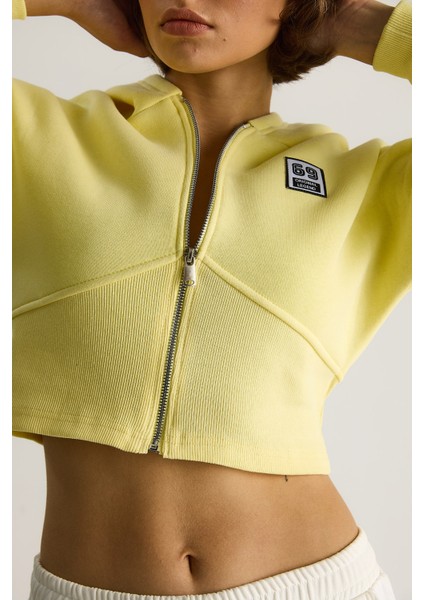 Kadın Kapüşonlu Fermuarlı Korse Detaylı Şardonlu Crop Hırka