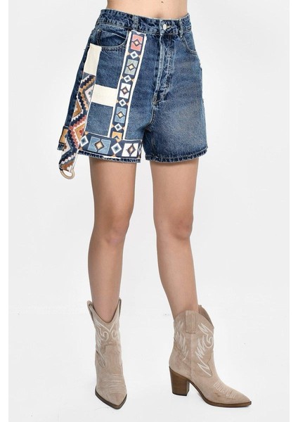 DQ253339 Shorts fırsatları