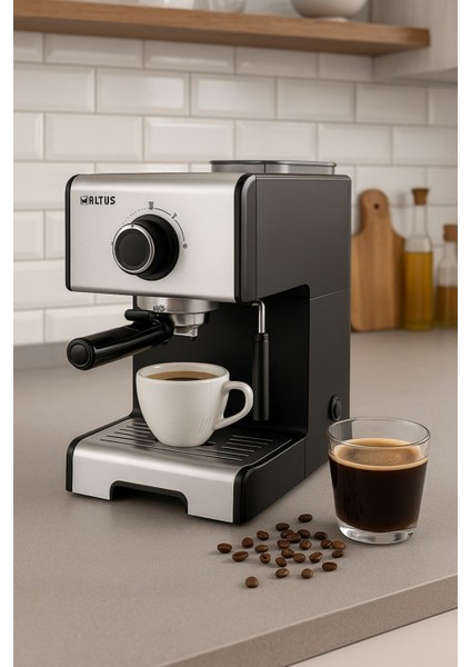 15 Bar Dahili Süt Köpürtme Espresso Makinesi, Kullanışlı ve Şık Tasarım