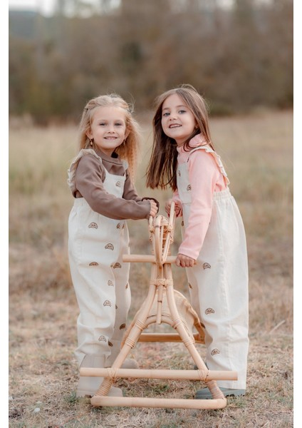 Kruvasan Nakışlı Kız Çocuk Tulum Bej