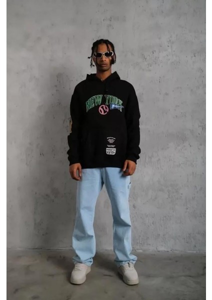 Erkek Baskılı Kapüşonlu Sweatshirt - Siyah indirimleri