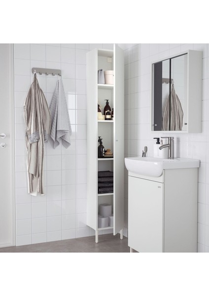 Banyo Takımı, Beyaz