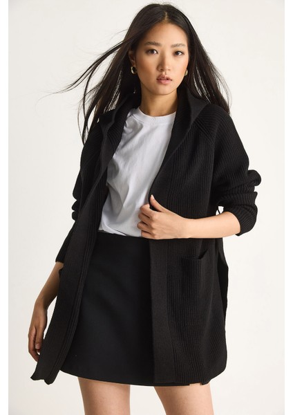 Kadın Kapüşonlu Şal Yaka Kuşaklı Hırka modelleri