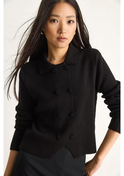 Kadın Çift Düğme Detaylı Kruvaze Hırka indirimleri