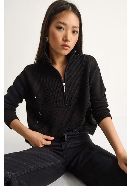 Kadın Relaxed Fit Yarım Fermuarlı Kazak