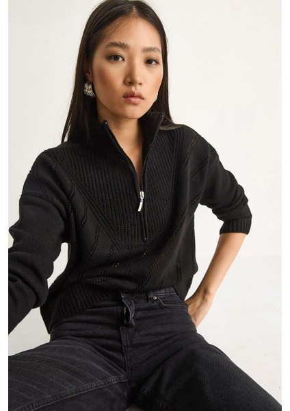 Kadın Relaxed Fit Yarım Fermuarlı Kazak modelleri