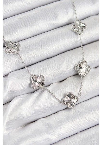 Pirinç Vıp Yonca Model Gümüş Renk Kadın Kolye - TJ-BKO10483