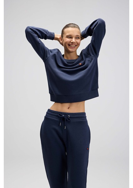 Pamuklu Regular Fit Bisiklet Yaka Logolu Sweat Bayan Sweat EF553 fiyatları