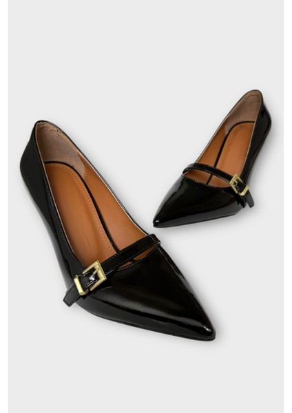 Kadın Tek Bant Tokalı Sivri Burun Topuklu Ayakkabı Siyah fırsatları