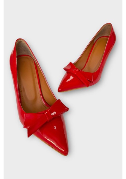 Kadın Fiyonk Tokalı Sivri Burun Topuklu Ayakkabı Kırmızı modelleri