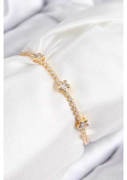 Pirinç Zirkon Taşlı Yıldız Model Gold Renk Asansörlü Kadın Bileklik - TJ-BB7737