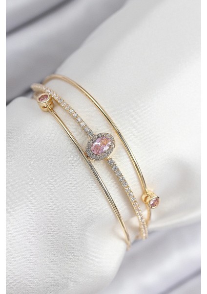 Pirinç Zirkon Taşlı Baget Model Gold Renk Kadın Bileklik - TJ-BB7863