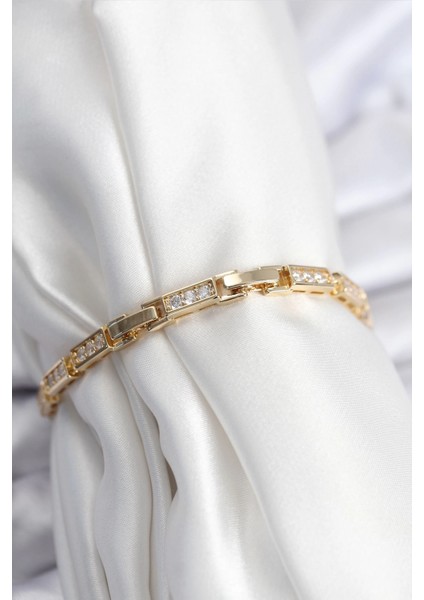 Pirinç Vıp Seri Gold Renk Parçalı Model Kadın Bileklik - TJ-BB7930 fiyatları