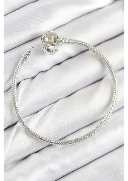 Pirinç Charm Topcuk Model Gümüş Renk Kadın Bileklik - TJ-BB7801 fiyatları