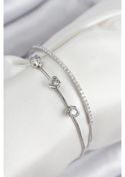 Pirinç Zirkon Taşlı Kalp Model Gümüş Renk Kadın Bileklik - TJ-BB7862