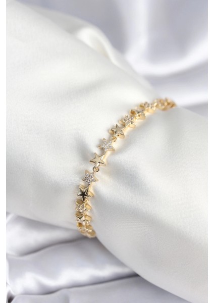 Pirinç Gold Renk Yıldız Model Kadın Bileklik - TJ-BB7968