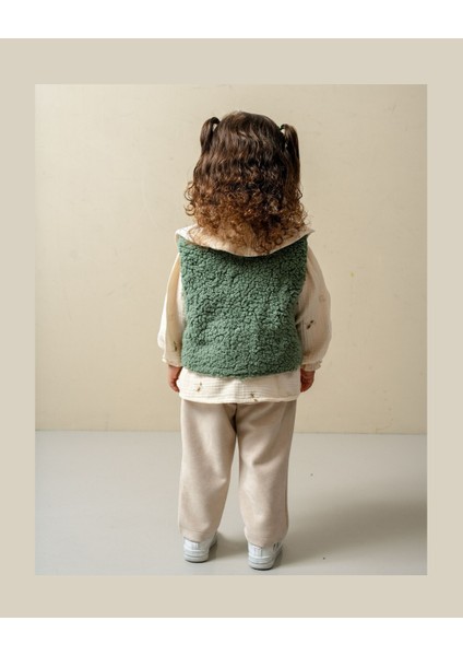 Kız Bebek Peluş Yelekli Bebe Yaka Takım modelleri