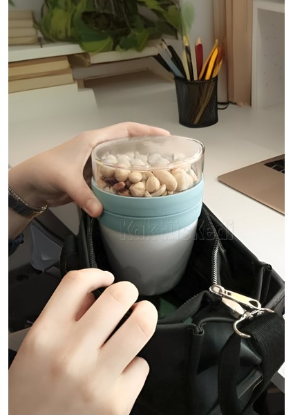Taşınabilir Kaşıklı Yoğurt Kabı - 700 ml Pratik Yemek Bardağı 7176441 fırsatları