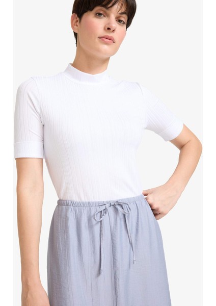 Regular Fit Yarım Balıkçı Yaka Fitilli Kaşkorse Kısa Kollu Tişört B1177AX25AU modelleri