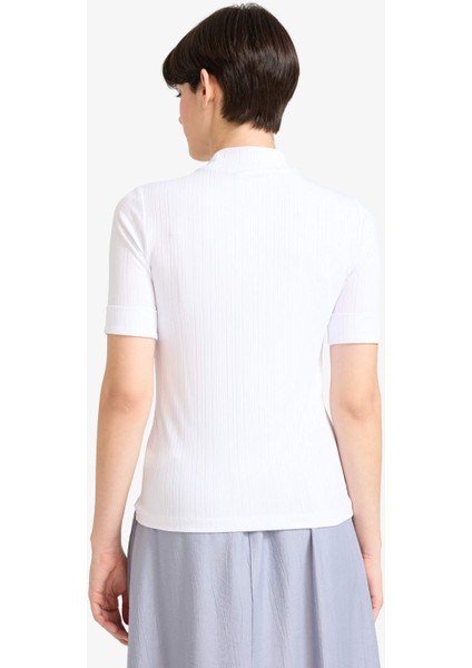 Regular Fit Yarım Balıkçı Yaka Fitilli Kaşkorse Kısa Kollu Tişört B1177AX25AU