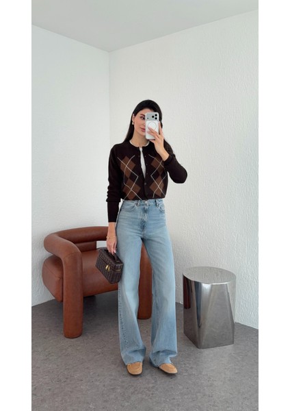 Kesik Paça Açık Mavi Straight Jean