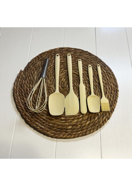 Elegant 6 Parça Silikon Servis Seti Takımı Krem fiyatları