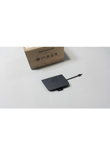 Audi A3 8p 2003-2008 Ön Tampon Çeki Kapağı Orijinal