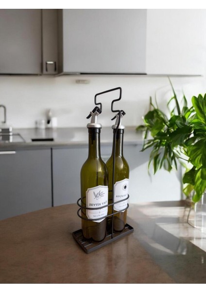 Iki Parçalı Cam Yağdanlık Seti, Paslanmaz Standlı ve Altlıklı, Siyah Renk