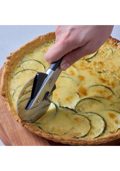 Beyaz Pizza Dilimleyici, Pratik ve Şık Mutfak Gereçleri fiyatları