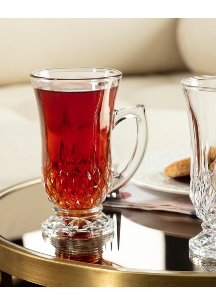 Beyaz 4'lü Çay Fincanı Seti, Şık ve Zarif Tasarım, Günlük Kullanım Için Ideal.