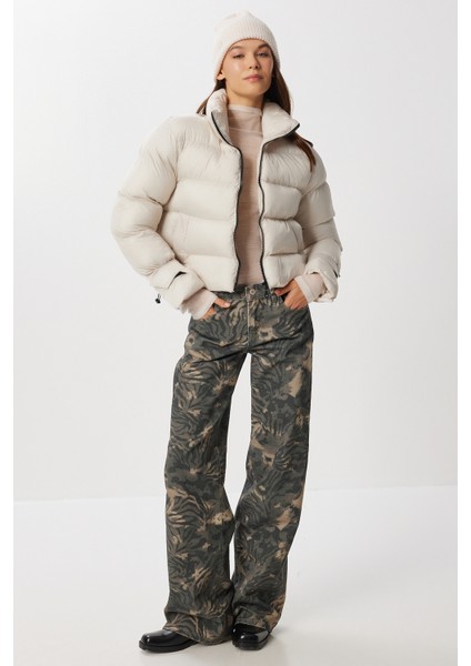 Dik Yaka Kısa Şişme Mont LZV0032 Taş modelleri