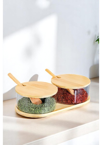 2'li Bambu Kapaklı Cam Baharatlık Seti, Kaşıklı Standlı Tuzluk ve Biberlik