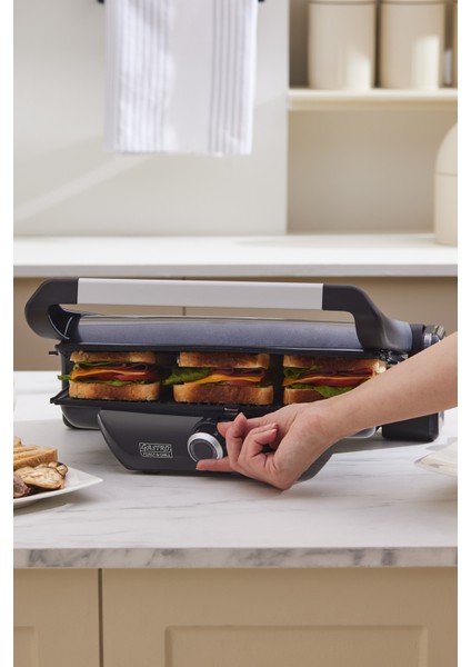 Şık Siyah Antibakteriyel Tost Makinesi, Pratik ve Dayanıklı Tasarım