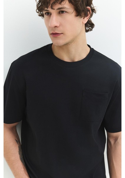 Rahat / Relax Fit Siyah Erkek T-Shirt fırsatları