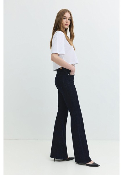 Slim Flare Fit Long Rinse Koyu Indigo Kadın Jean Pantolon modelleri