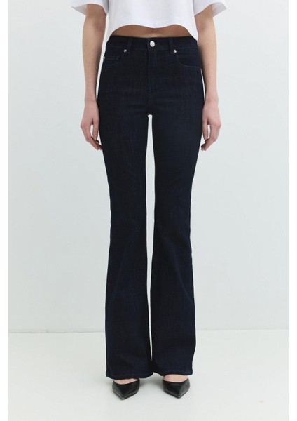 Slim Flare Fit Long Rinse Koyu Indigo Kadın Jean Pantolon indirimleri