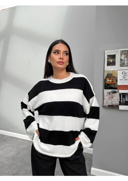 Çizgili Kadın Kazak